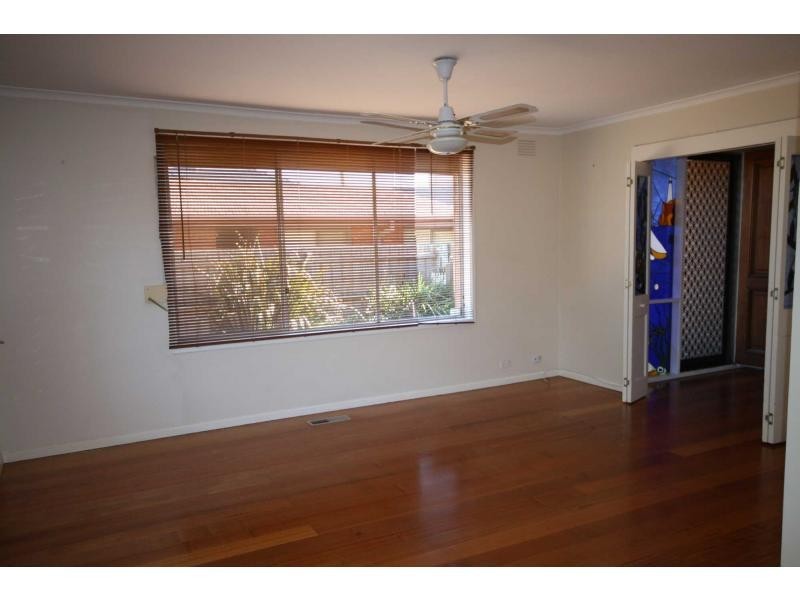 19 Ruth Road, Mornington VIC 3931