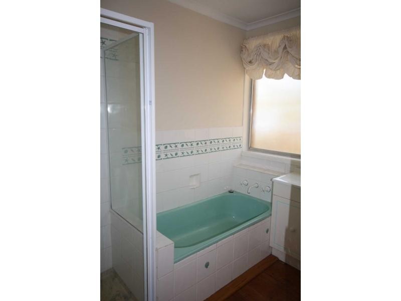 19 Ruth Road, Mornington VIC 3931