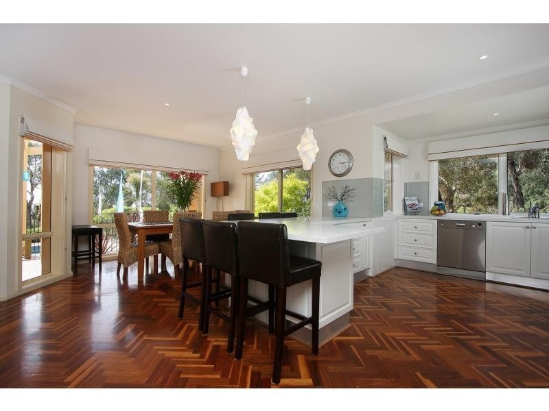 4 Ferne Place, Mount Martha VIC 3934