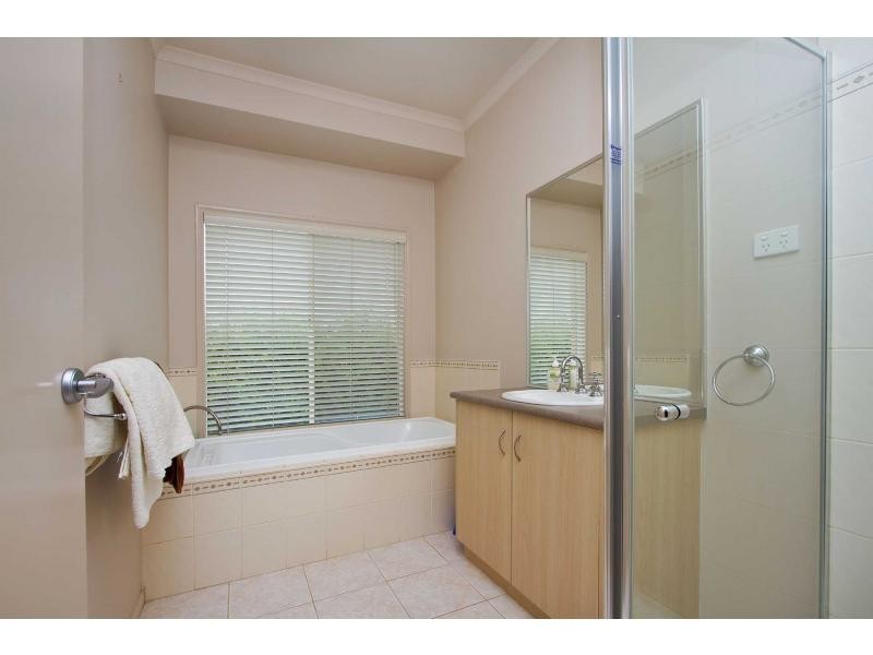 63 Summerfield Drive, Summerfields Estate, Mornington VIC 3931