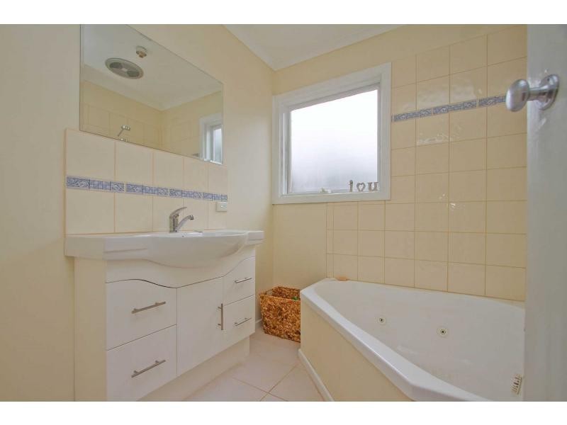 31 Kiandra Street, Mornington VIC 3931