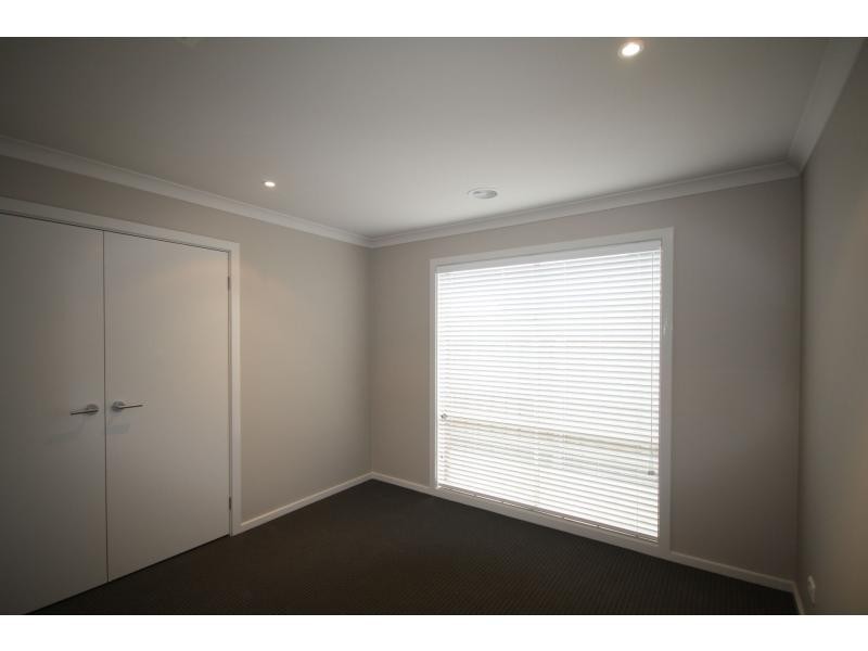 36 Marthas Ridge Dr, Mount Martha VIC 3934