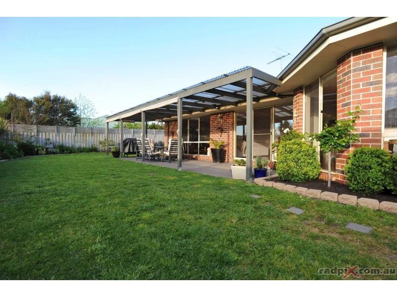 33 Veda Avenue, Mount Martha VIC 3934
