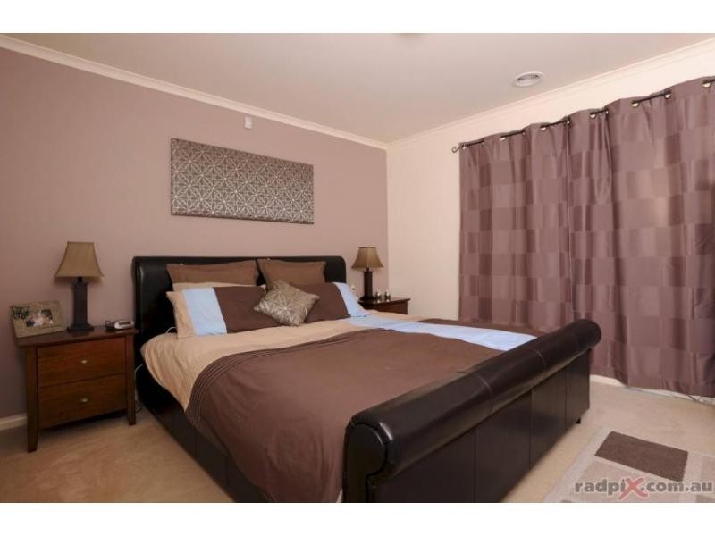 33 Veda Avenue, Mount Martha VIC 3934