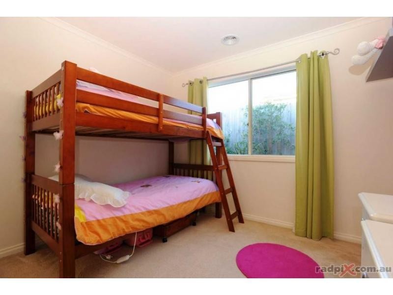 33 Veda Avenue, Mount Martha VIC 3934