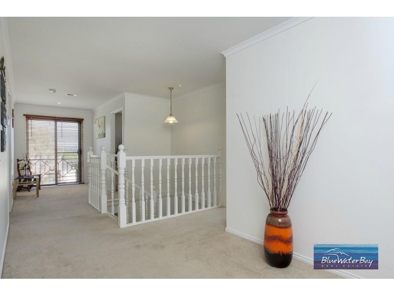 11 Chadacre Place, Mornington VIC 3931