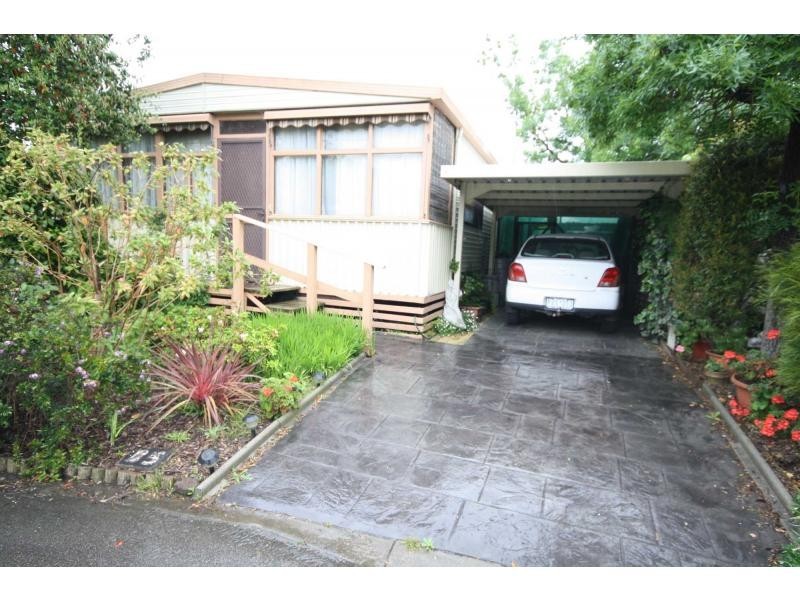 85/98 Bungower Road, Mornington VIC 3931