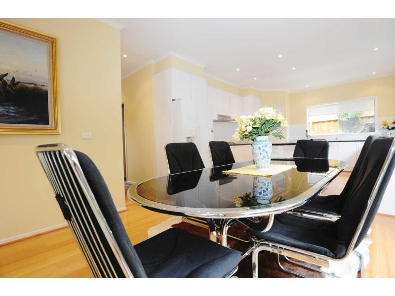 15 Tyalla Grove, Mornington VIC 3931