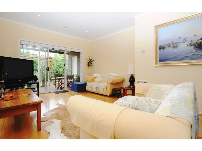 15 Tyalla Grove, Mornington VIC 3931