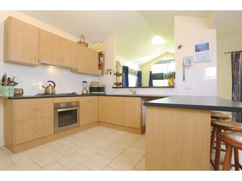 44 Ben Drive, Summerfields Estate, Mornington VIC 3931