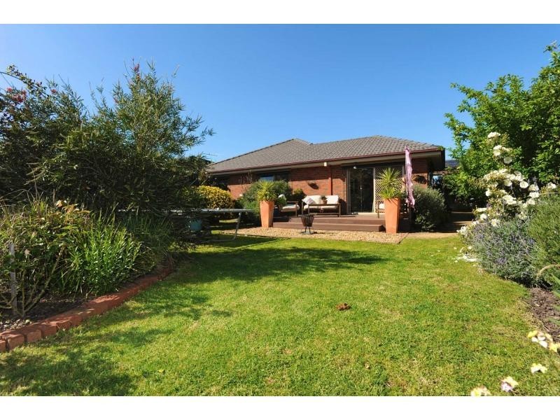 44 Ben Drive, Summerfields Estate, Mornington VIC 3931