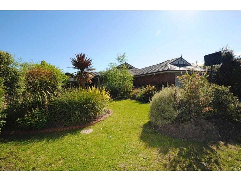 44 Ben Drive, Summerfields Estate, Mornington VIC 3931