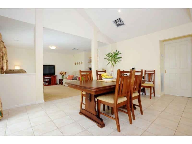 21 Caversham Drive, Mornington VIC 3931