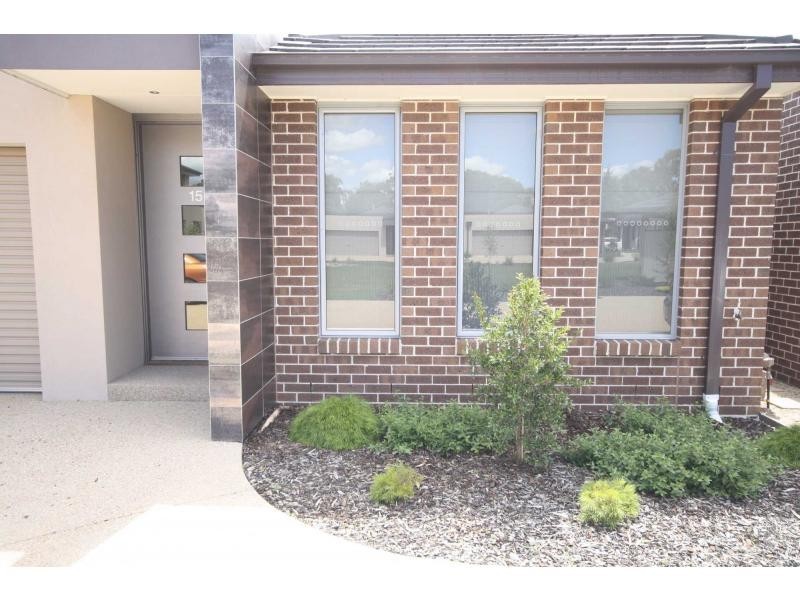 15/27 Green Island Avenue, Mount Martha VIC 3934