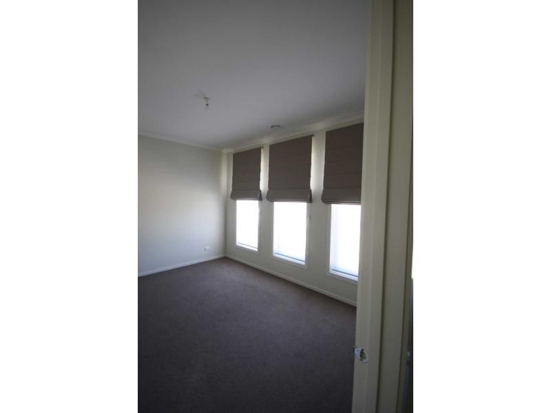 15/27 Green Island Avenue, Mount Martha VIC 3934