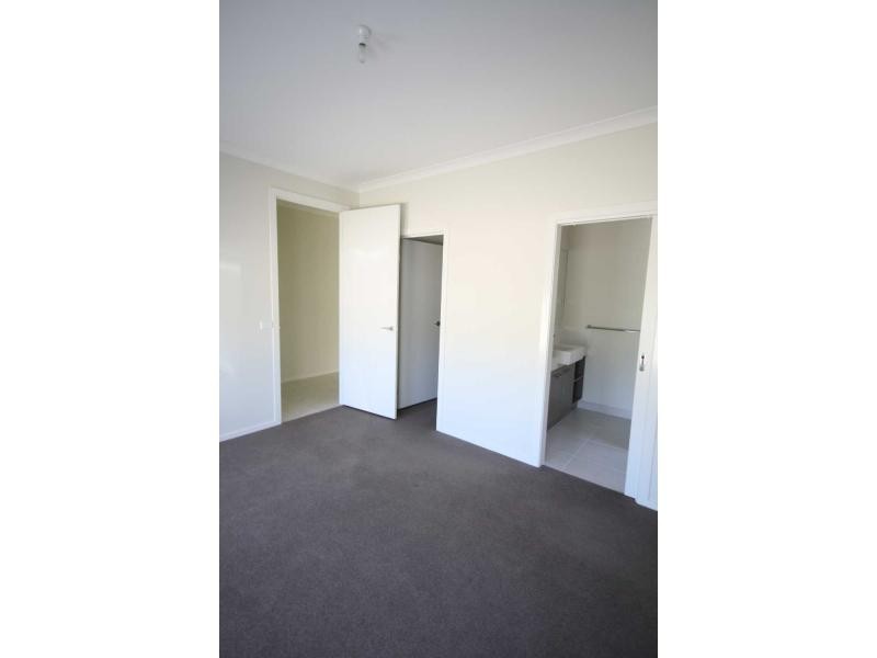 15/27 Green Island Avenue, Mount Martha VIC 3934