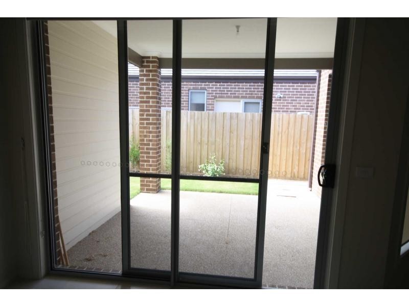 15/27 Green Island Avenue, Mount Martha VIC 3934