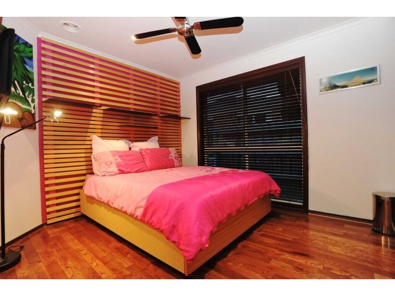 2 Tennis Court, Mornington VIC 3931