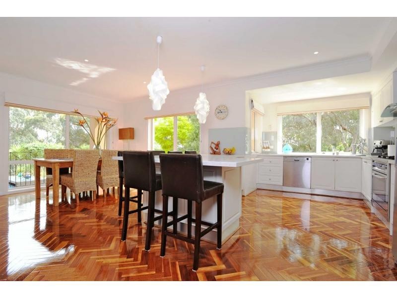 4 Ferne Place, Mount Martha VIC 3934