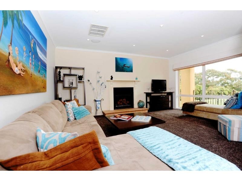 4 Ferne Place, Mount Martha VIC 3934