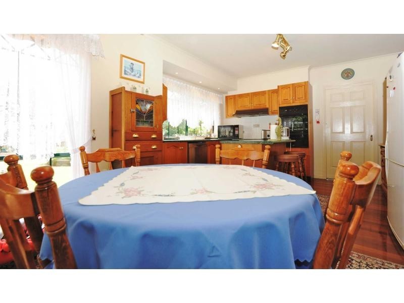 8 Casuarina Close, Mornington VIC 3931