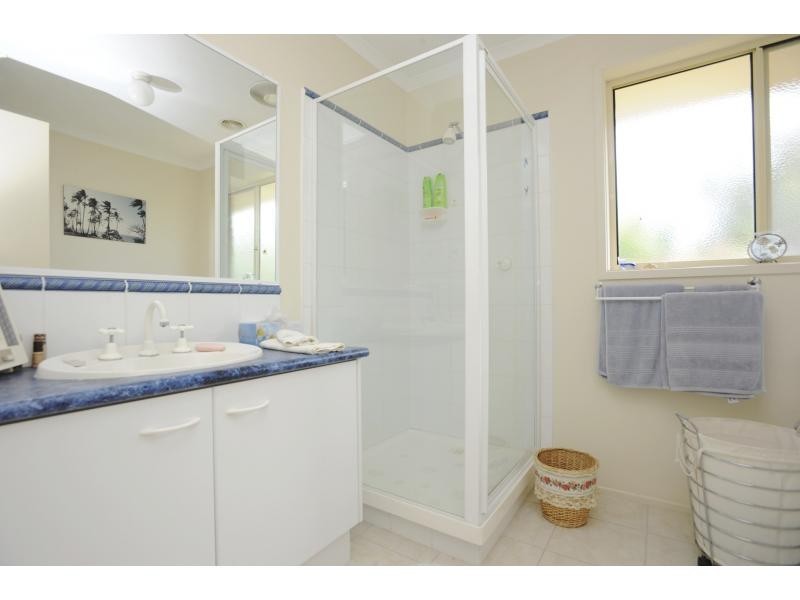 24 Moorhead Avenue, Mornington VIC 3931