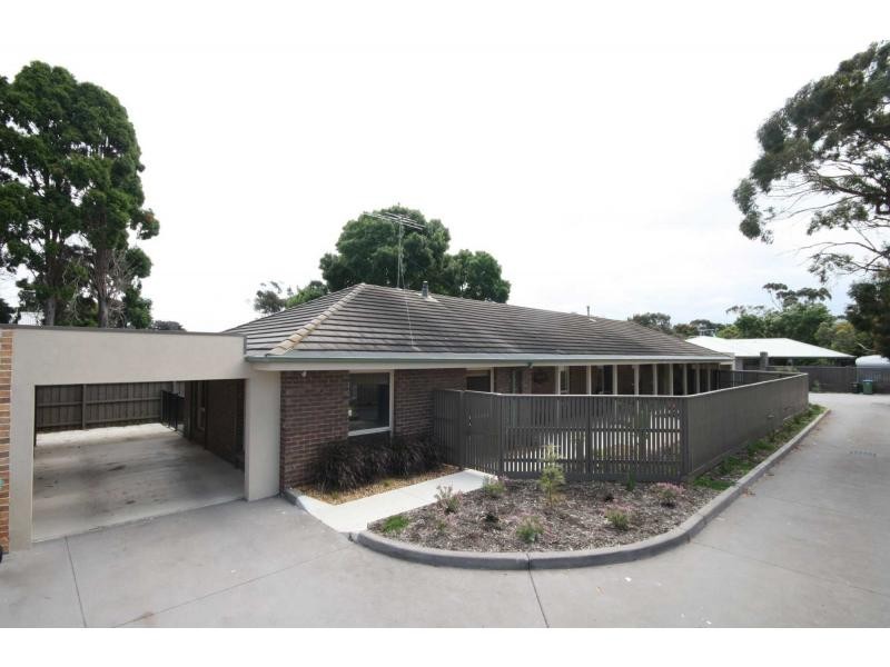 2/263 Dunns Road, Mornington VIC 3931
