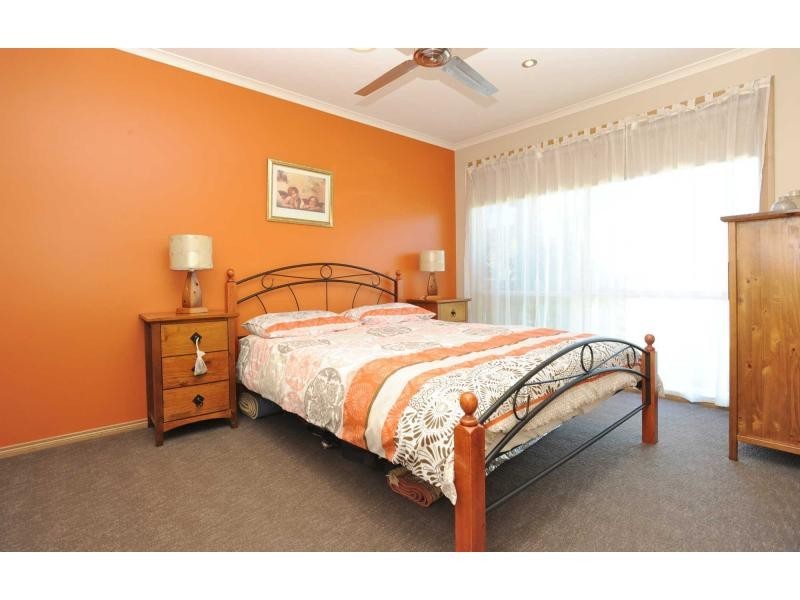 2 Casuarina Close, Mornington VIC 3931