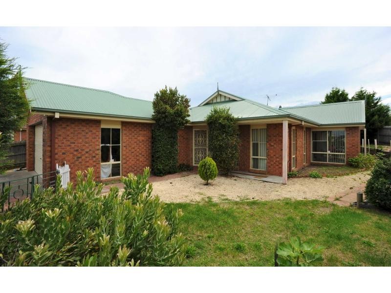 25 Caversham Drive, Mornington VIC 3931