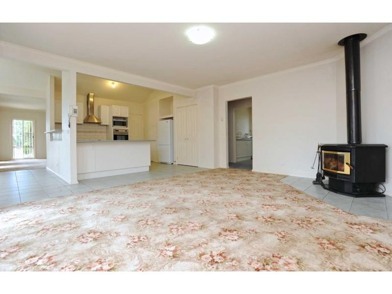 25 Caversham Drive, Mornington VIC 3931