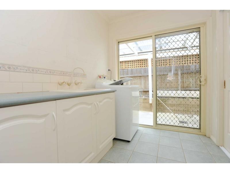 25 Caversham Drive, Mornington VIC 3931