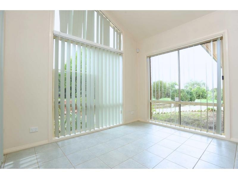 25 Caversham Drive, Mornington VIC 3931