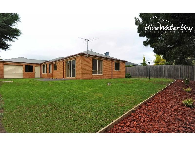 35 Dorothy Crescent, Mornington VIC 3931