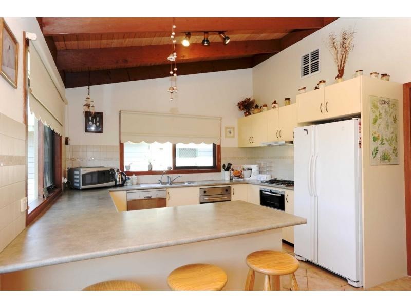 43 St Ives Grove, Mount Martha VIC 3934