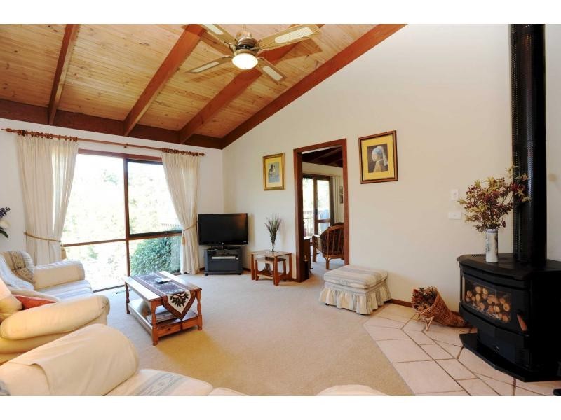 43 St Ives Grove, Mount Martha VIC 3934