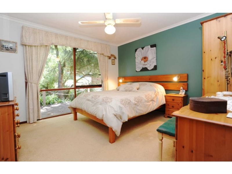 43 St Ives Grove, Mount Martha VIC 3934