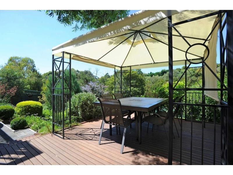 43 St Ives Grove, Mount Martha VIC 3934