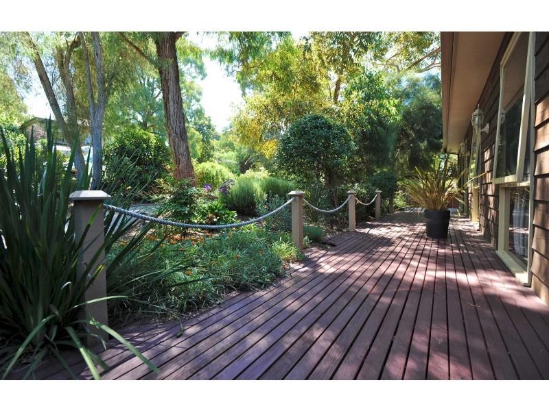 43 St Ives Grove, Mount Martha VIC 3934