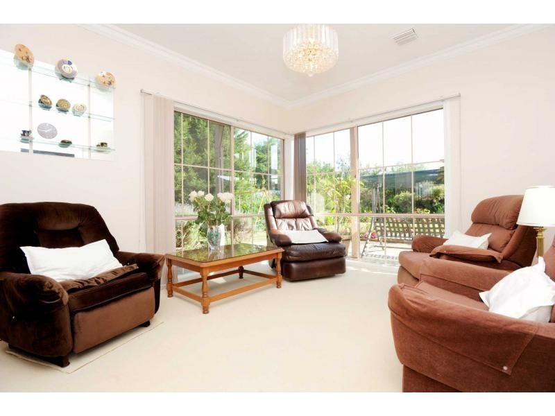 29 Parkside Crescent, Mornington VIC 3931