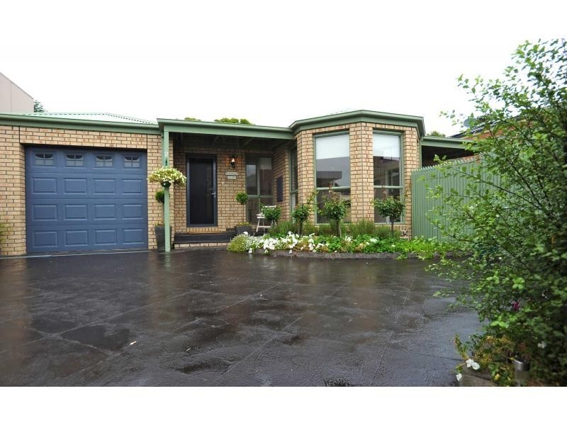 2/2 Kent Street, Mornington VIC 3931