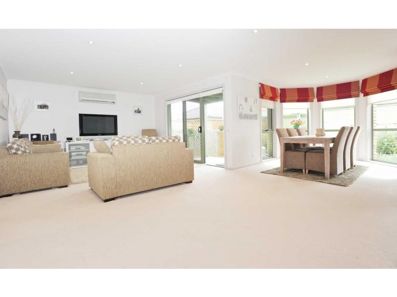 2/2 Kent Street, Mornington VIC 3931