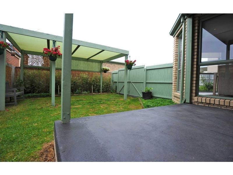 2/2 Kent Street, Mornington VIC 3931