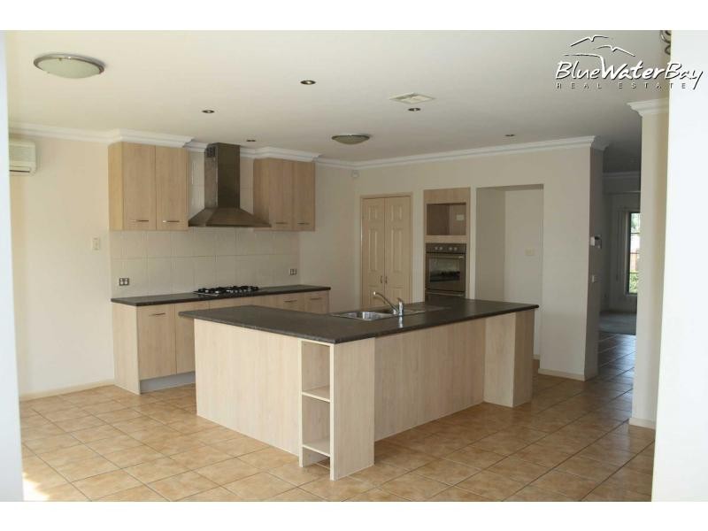 3 Whitsunday Court, Mount Martha VIC 3934