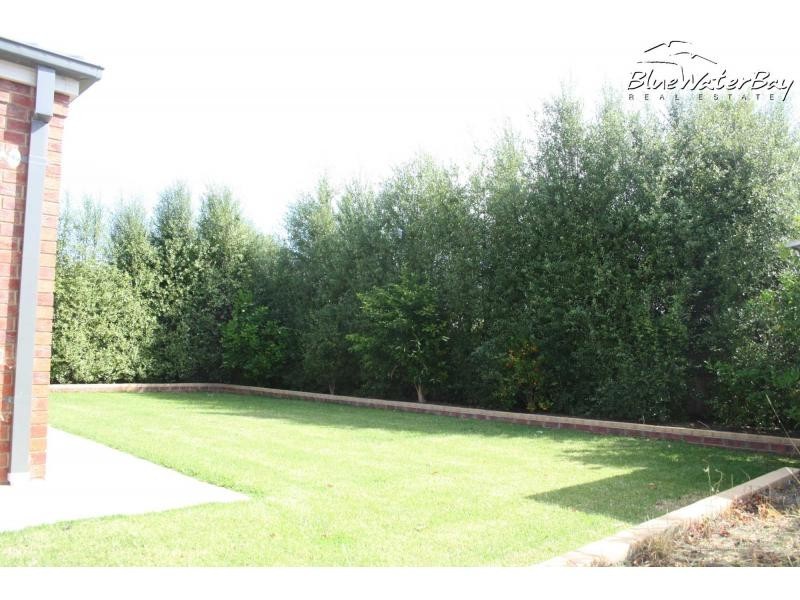 3 Whitsunday Court, Mount Martha VIC 3934