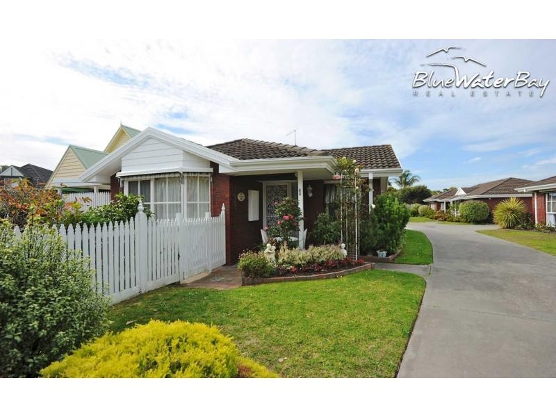 Unit 1/2-4 Kuranga Court, Mornington VIC 3931