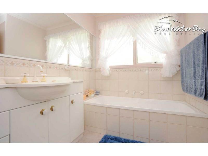 Unit 1/2-4 Kuranga Court, Mornington VIC 3931