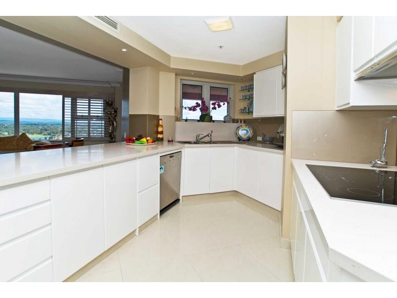 123/12 Commodore Drive, Paradise Waters QLD 4217