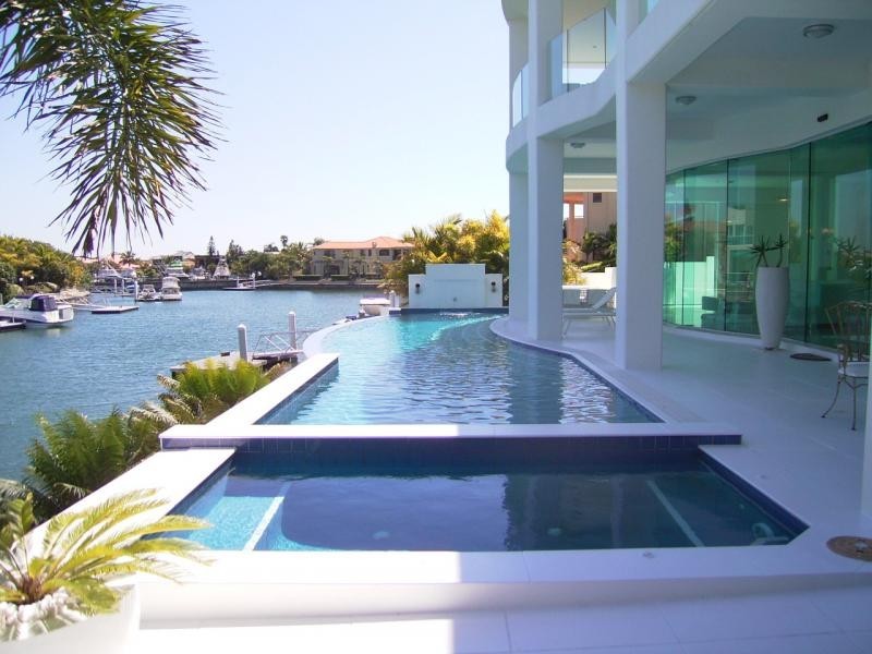 23 Queen Guineveres Place, Sovereign Islands, Paradise Point QLD 4216