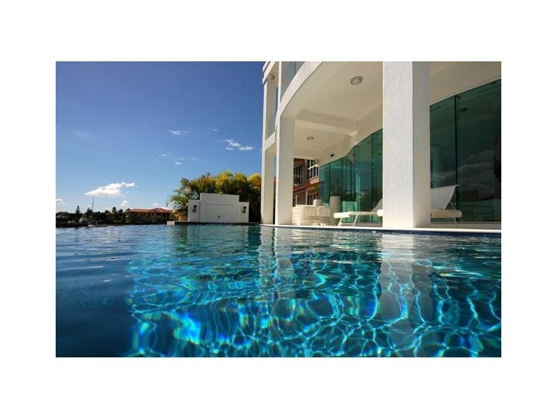 23 Queen Guineveres Place, Sovereign Islands, Paradise Point QLD 4216
