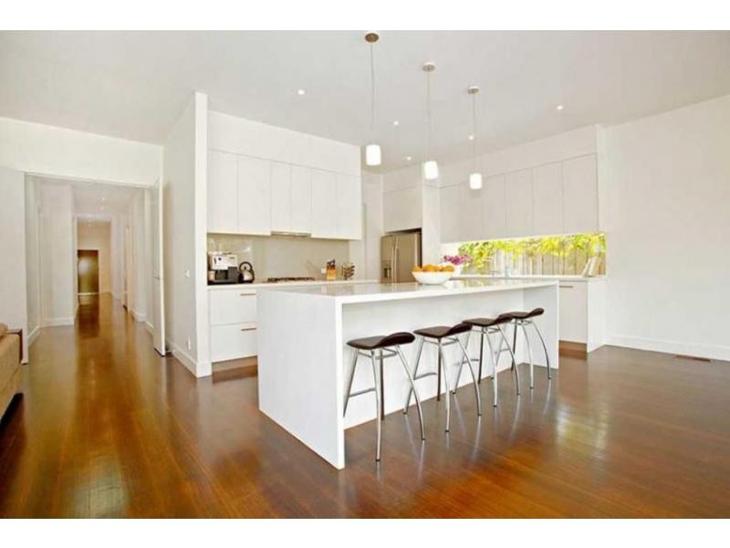 8 Young Street, Brighton VIC 3186